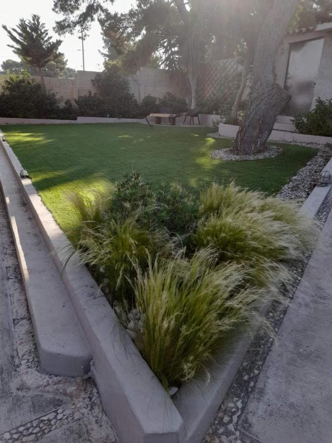 Suite With Garden Agia Marina  Exterior foto